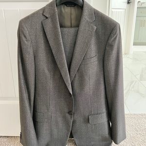 Banana Republic Suit, includes blazer and pants